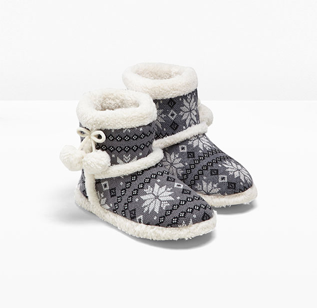 Kapcie biało-szary w norweski wzór